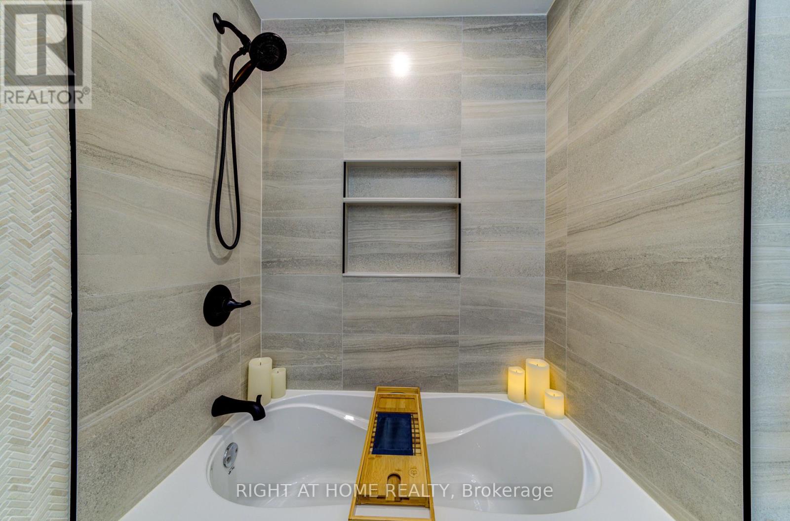 214 Desroches Trail, Tiny, Ontario  L9M 0H9 - Photo 19 - S13516718