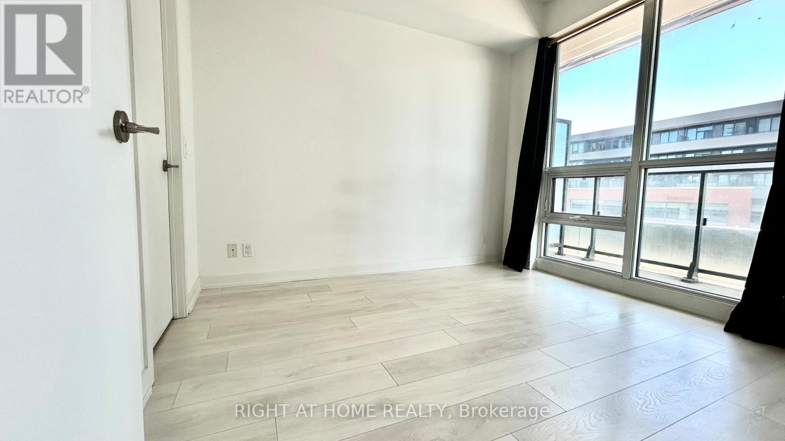 613 - 2212 Lake Shore Boulevard W, Toronto, Ontario  M8V 0C2 - Photo 9 - W13516700