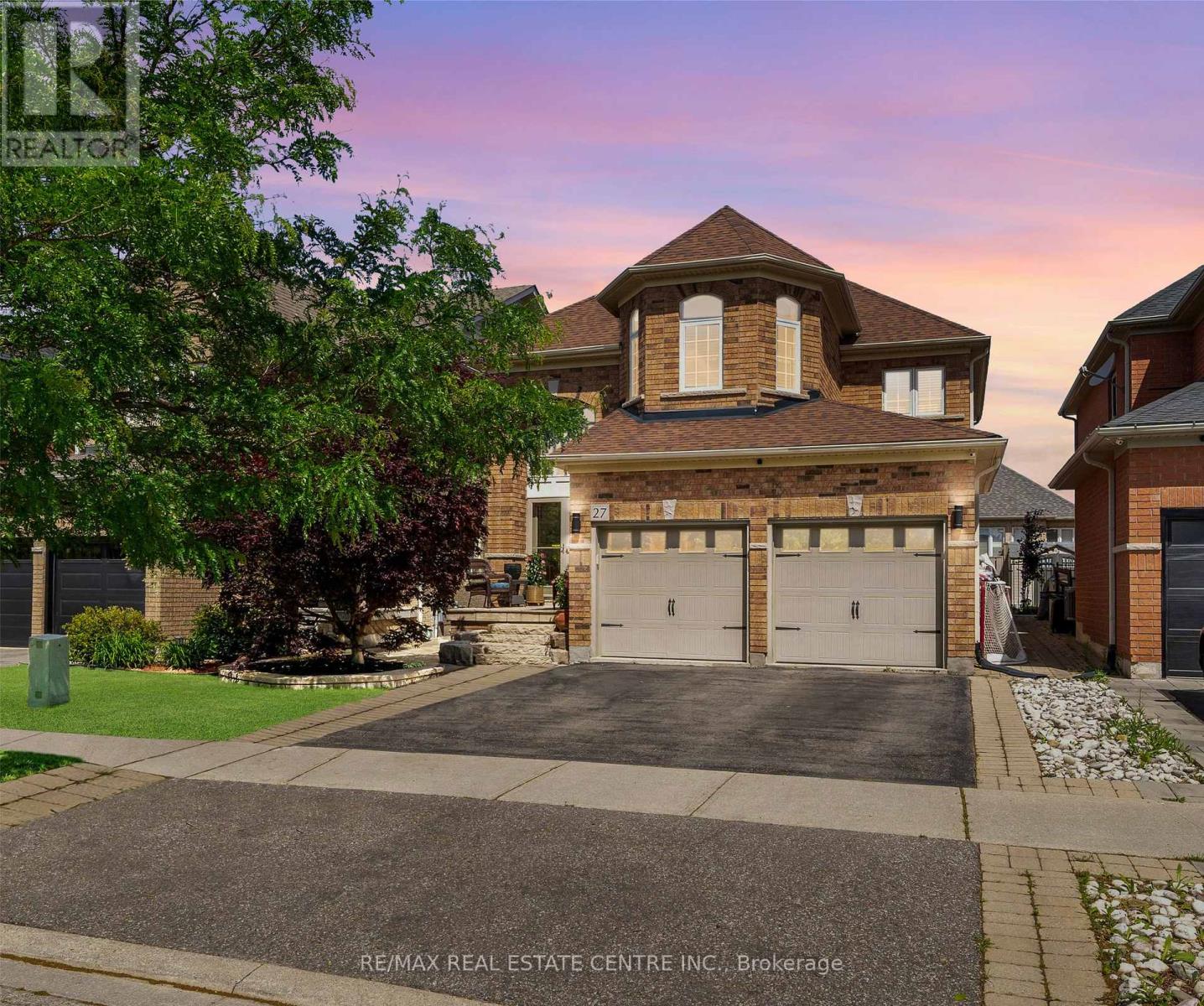 27 MILFOIL STREET, Halton Hills, Ontario