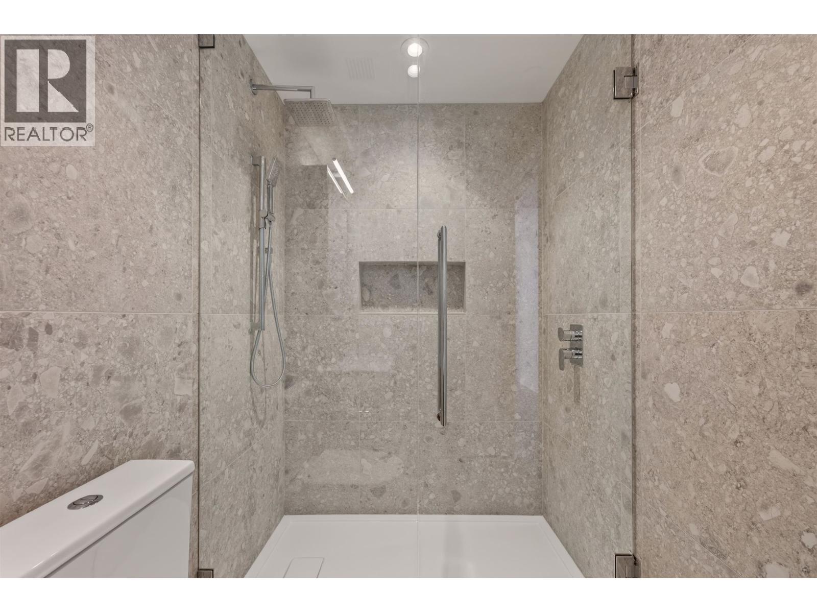 302 1526 W 6th Avenue, Vancouver, British Columbia  V6J 0J9 - Photo 31 - R3142278