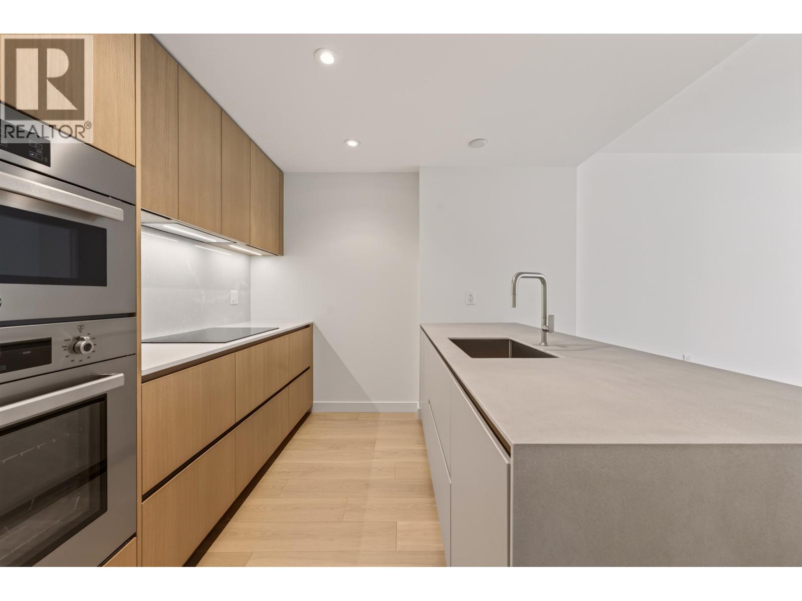 302 1526 W 6th Avenue, Vancouver, British Columbia  V6J 0J9 - Photo 9 - R3142278