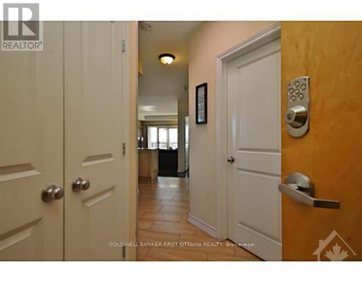 401 - 14 Norice Street, Ottawa, Ontario  K2G 2X4 - Photo 3 - X13516772