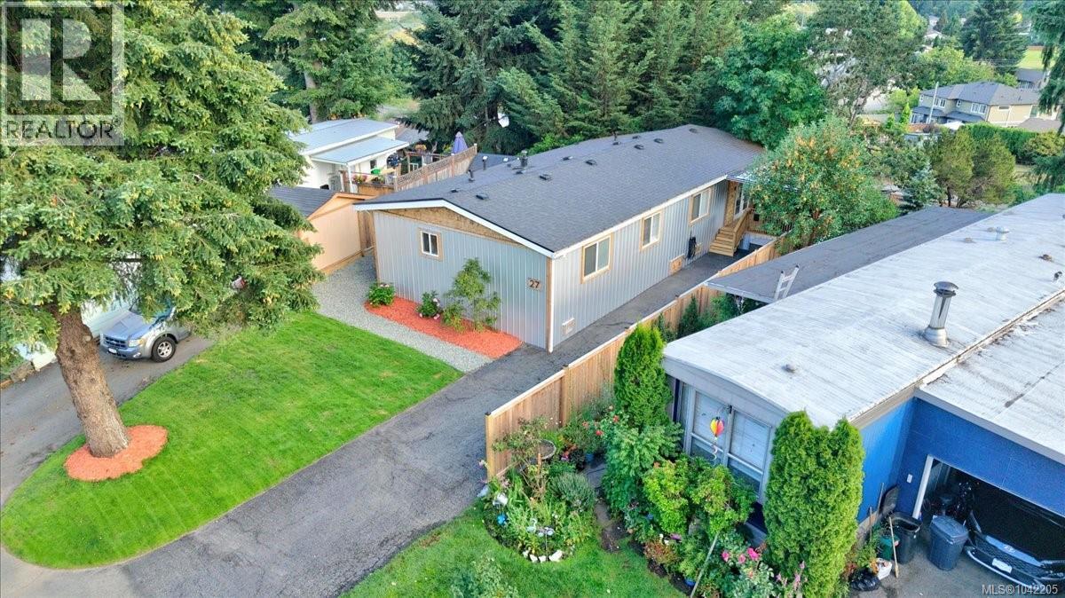27 2827 Sooke Lake Rd