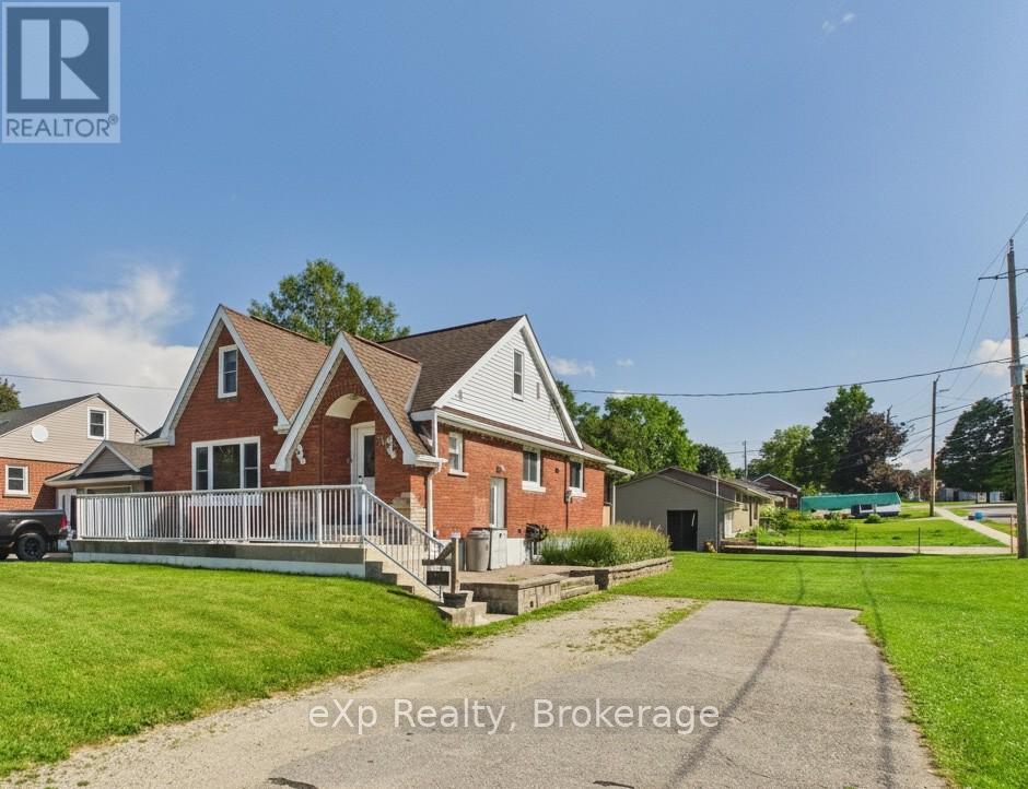 401 PRINCE STREET, Brockton, Ontario