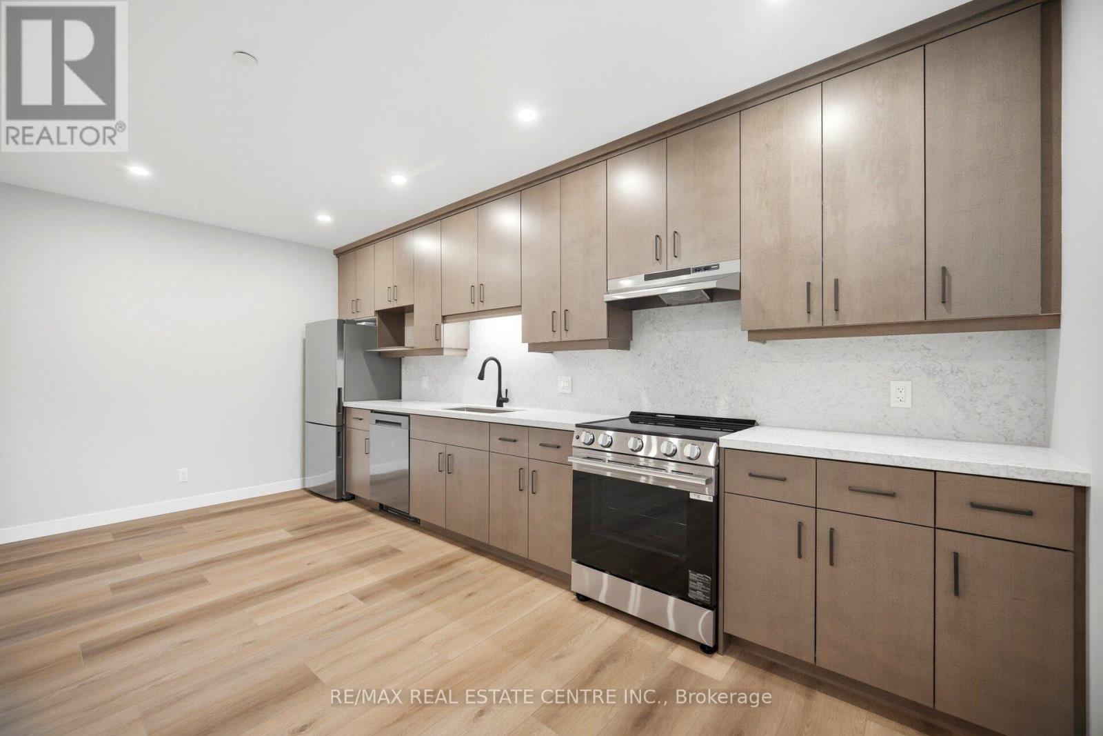 2 - 3 Zina Street, Orangeville, Ontario  L9W 2C7 - Photo 6 - W13516764