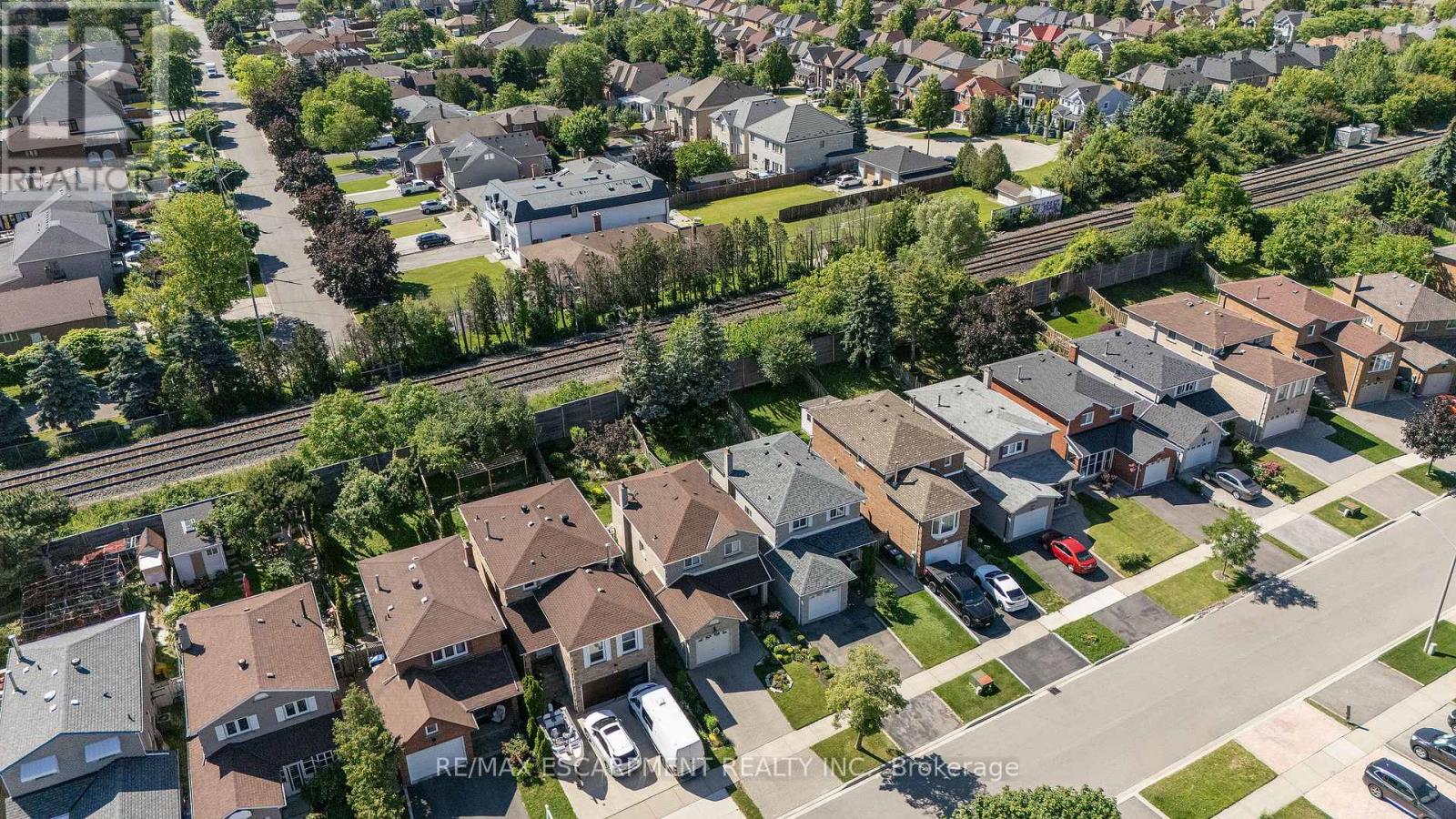 234 Lech Walesa Drive, Mississauga, Ontario  L5B 3H3 - Photo 20 - W13516812
