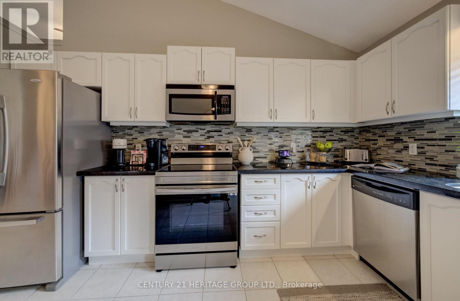 546 Jerseyville Road W, Hamilton, Ontario  L9G 3L5 - Photo 17 - X13516774