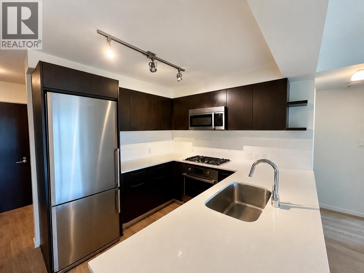 8xx 7888 ACKROYD ROAD