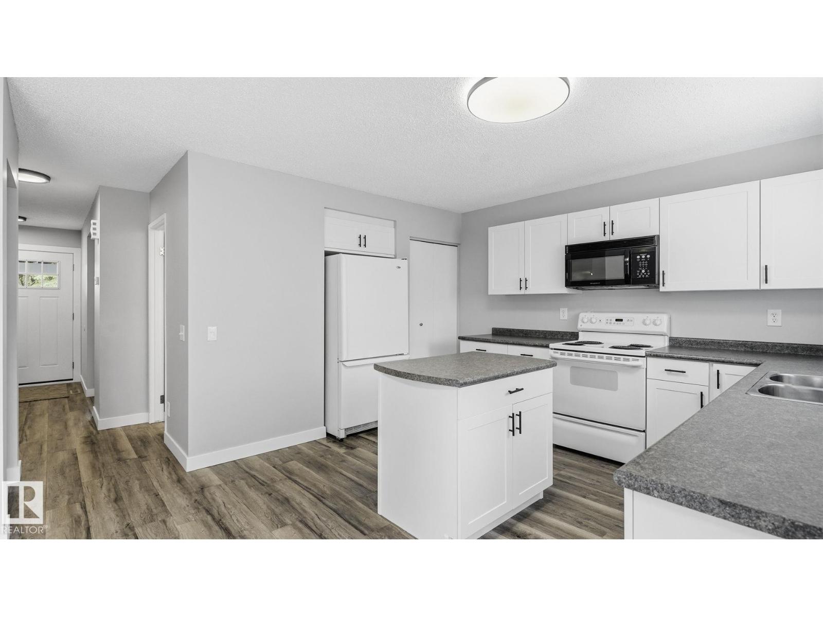 4301 44 St, Beaumont, Alberta  T4X 1C7 - Photo 10 - E4496834