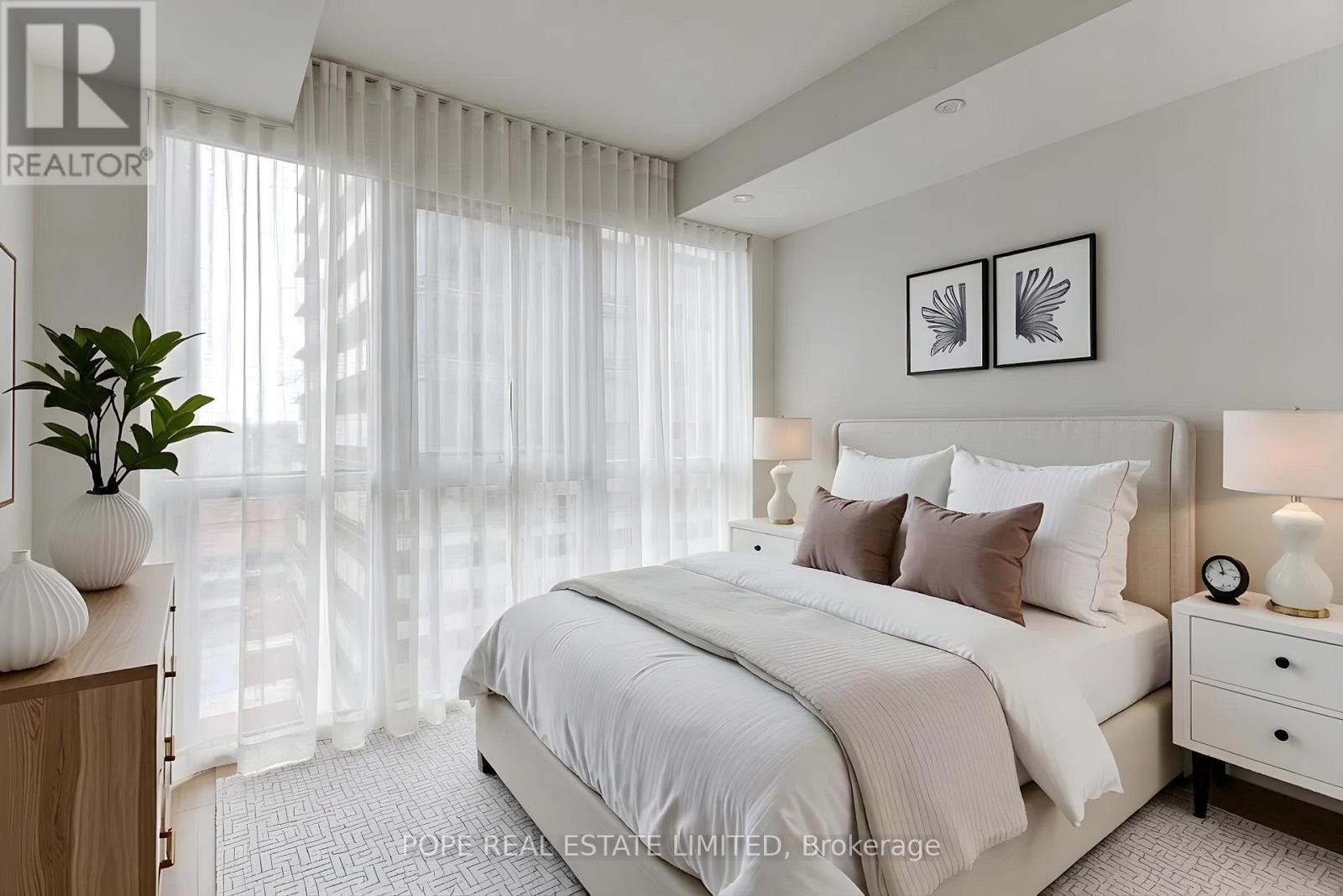 2112 - 7 Grenville Street, Toronto, Ontario  M4Y 1A1 - Photo 3 - C13516894