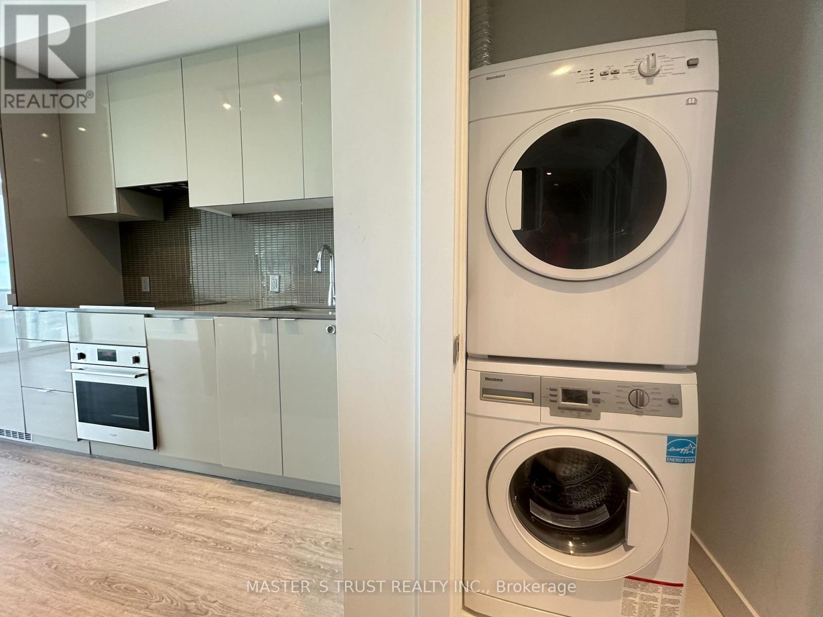 5806 - 7 Grenville Street, Toronto, Ontario  M4Y 0E9 - Photo 9 - C13516924