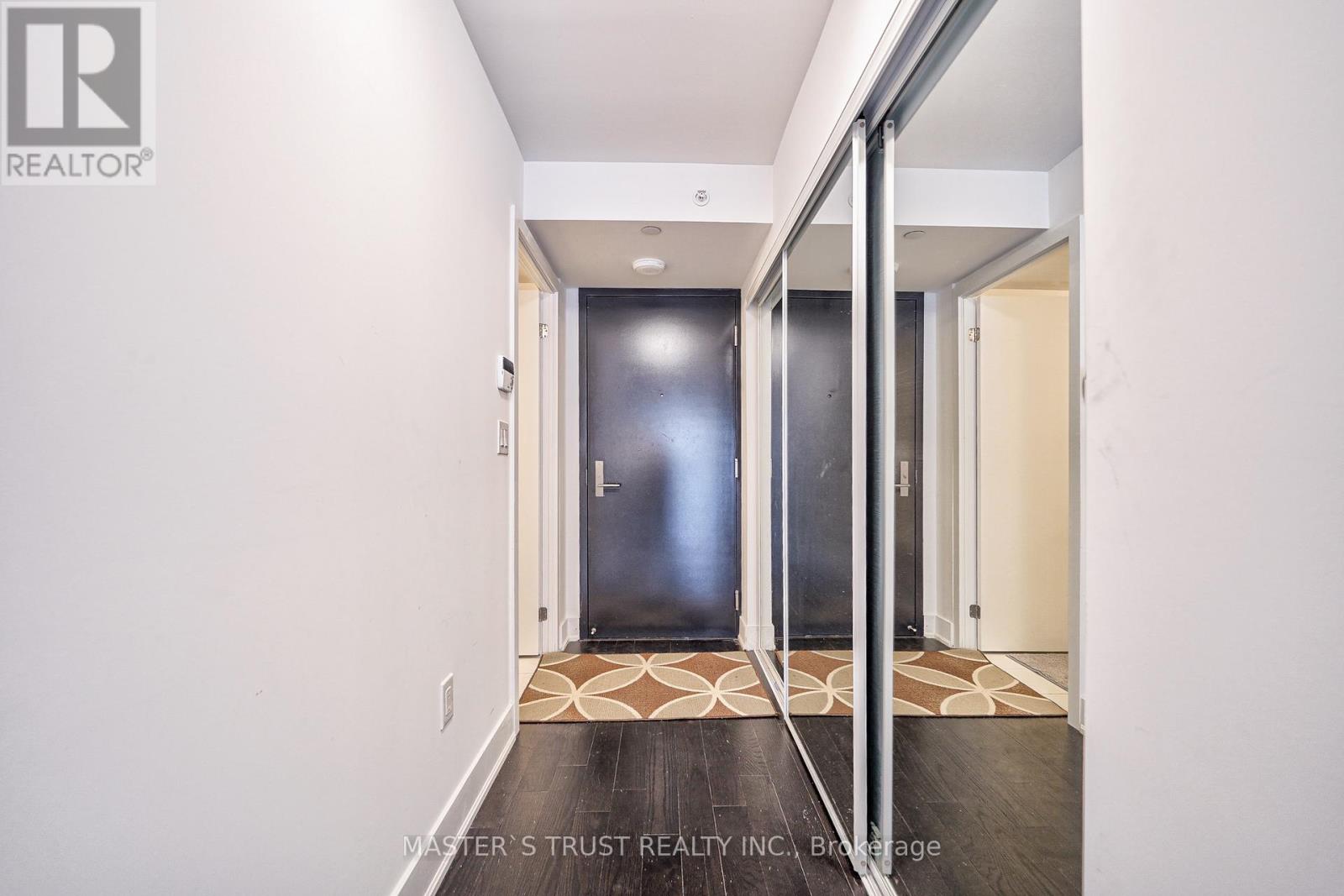 2301 - 955 Bay Street, Toronto, Ontario  M5S 0C6 - Photo 4 - C13516926