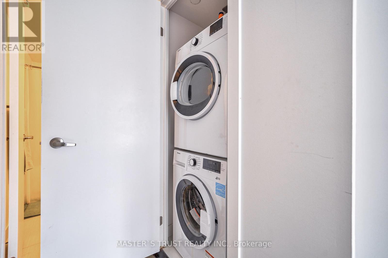 2301 - 955 Bay Street, Toronto, Ontario  M5S 0C6 - Photo 16 - C13516926