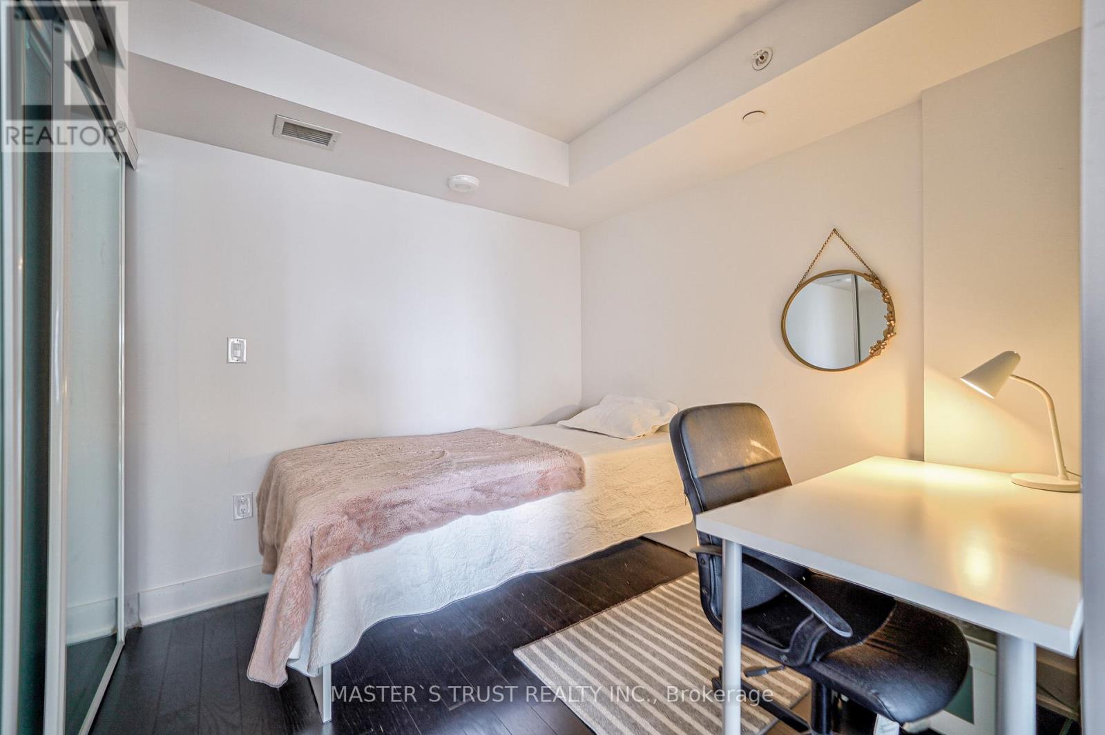 2301 - 955 Bay Street, Toronto, Ontario  M5S 0C6 - Photo 9 - C13516926
