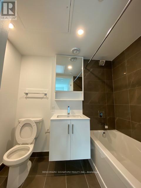 2515 - 88 Queen Street E, Toronto, Ontario  M5C 0B6 - Photo 7 - C13516946