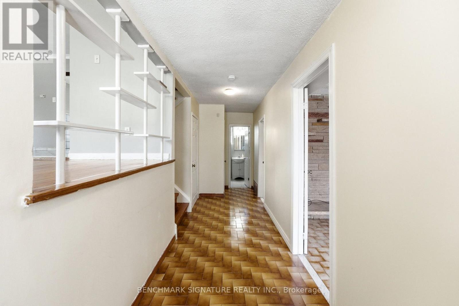 51 Baybrook Crescent, Toronto, Ontario  M1H 2R7 - Photo 5 - E13516902