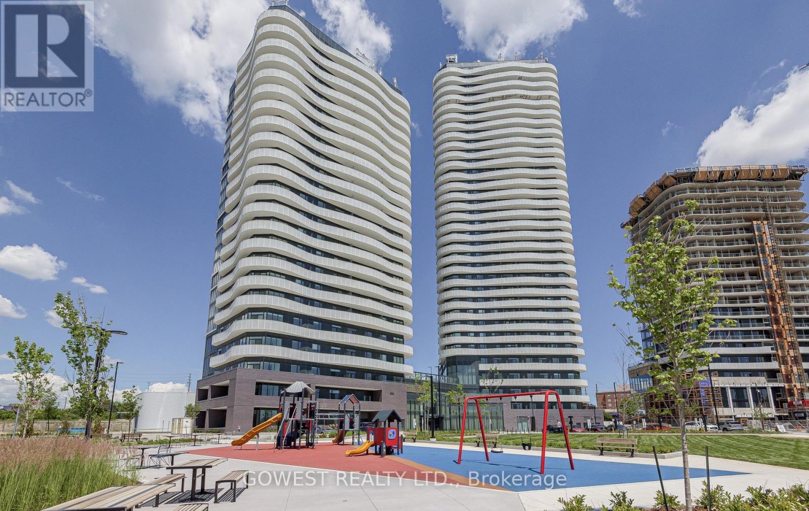 902 - 10 FLAVELLE TRAIL, Vaughan, Ontario