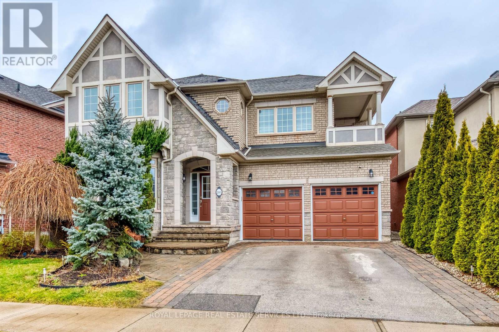 285 GREAT LAKES BOULEVARD, Oakville, Ontario