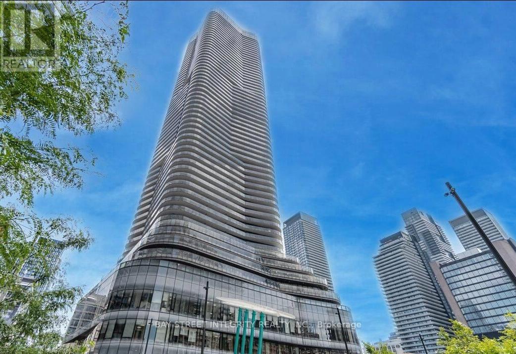 1111 - 11 WELLESLEY STREET W, Toronto, Ontario