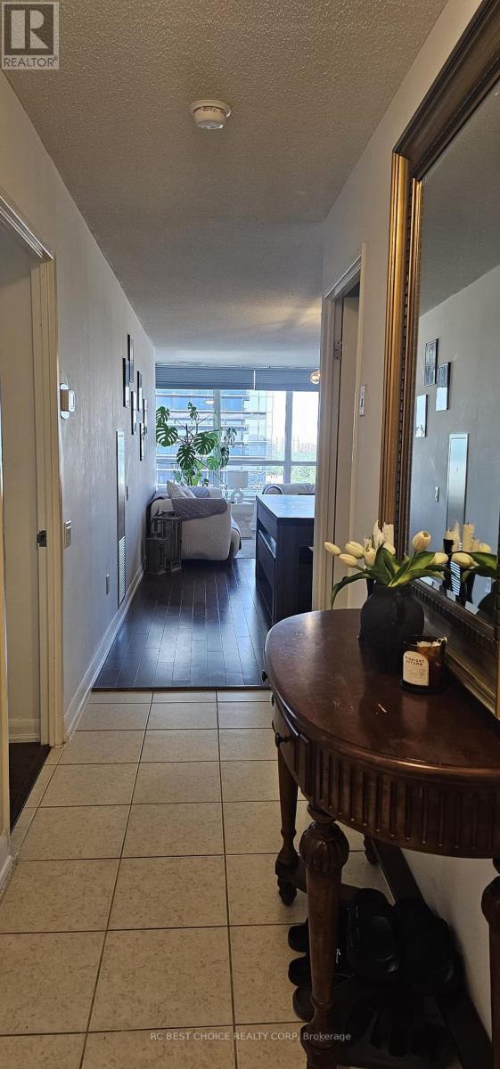 2108 - 33 SHEPPARD AVENUE E, Toronto, Ontario