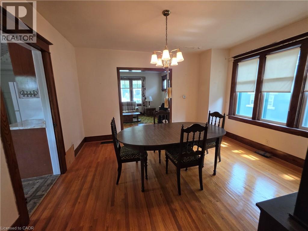 20 Fairview Avenue, Kitchener, Ontario  N2H 3E8 - Photo 12 - 40843327