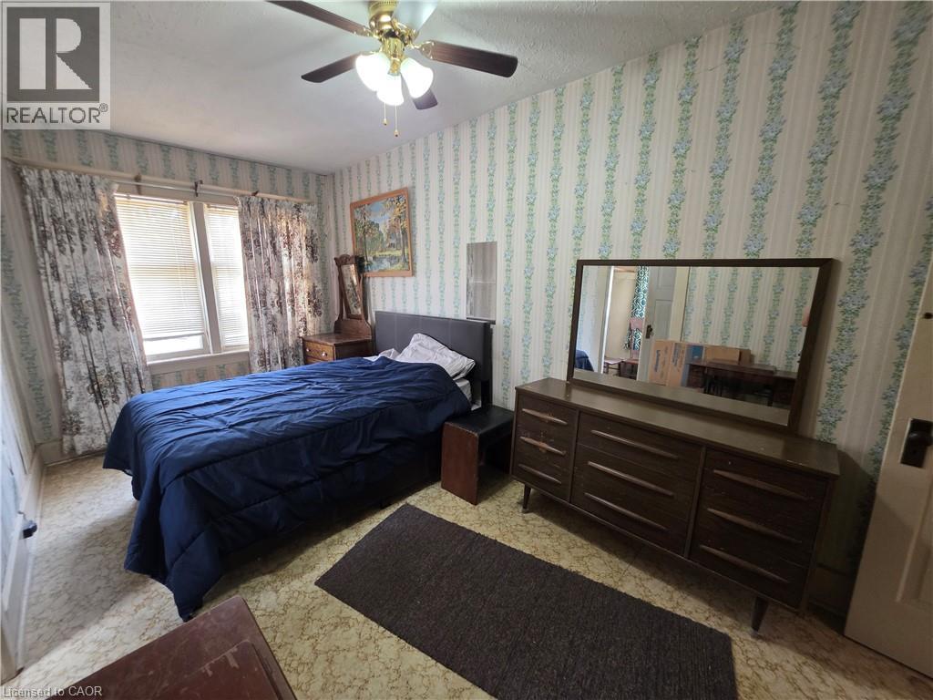 20 Fairview Avenue, Kitchener, Ontario  N2H 3E8 - Photo 23 - 40843327