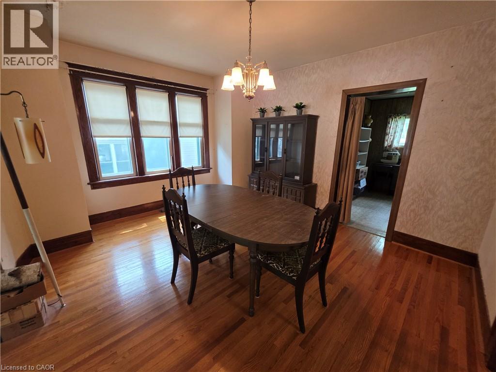 20 Fairview Avenue, Kitchener, Ontario  N2H 3E8 - Photo 10 - 40843327