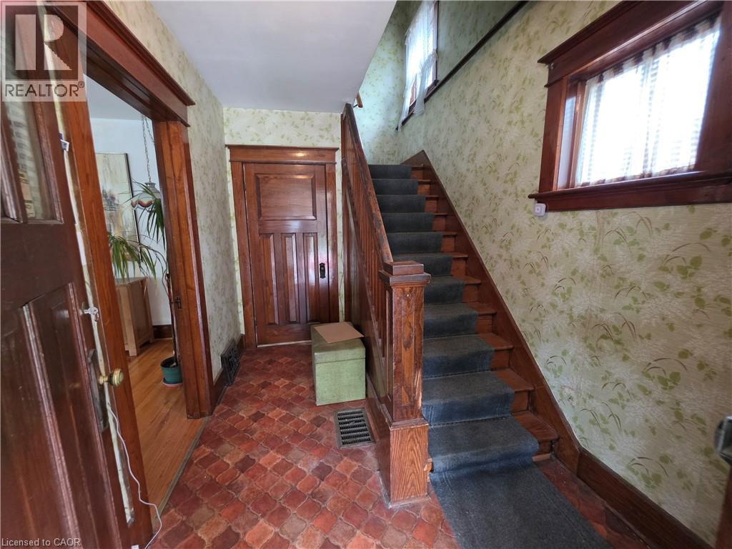 20 Fairview Avenue, Kitchener, Ontario  N2H 3E8 - Photo 20 - 40843327