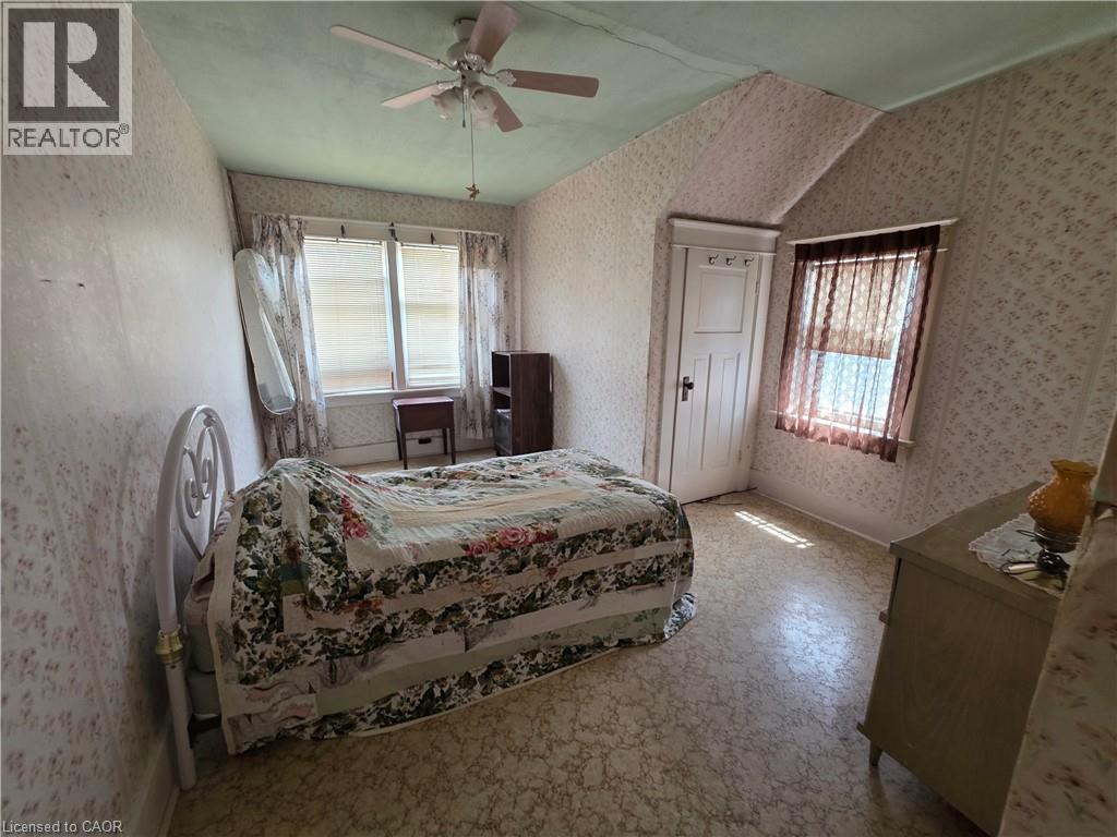 20 Fairview Avenue, Kitchener, Ontario  N2H 3E8 - Photo 25 - 40843327