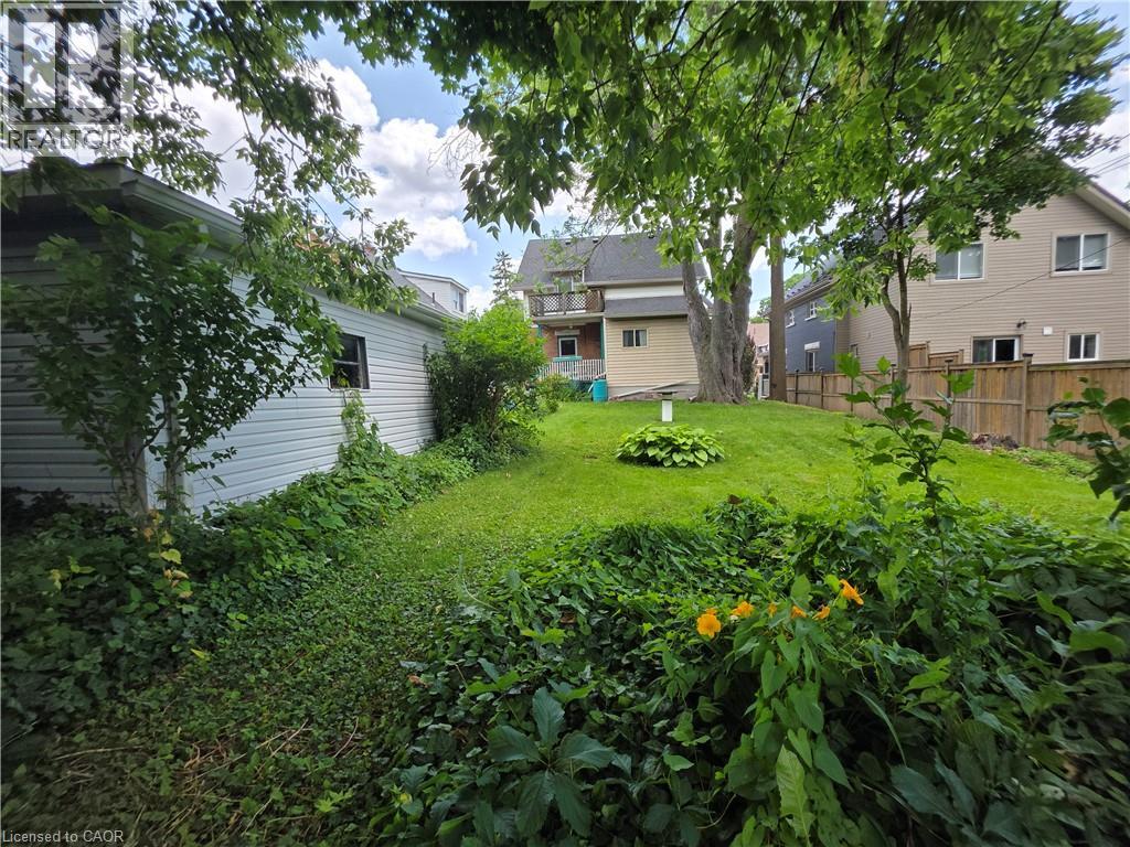 20 Fairview Avenue, Kitchener, Ontario  N2H 3E8 - Photo 17 - 40843327