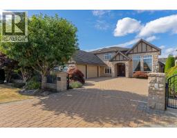 7411 LUCAS ROAD, Richmond, British Columbia