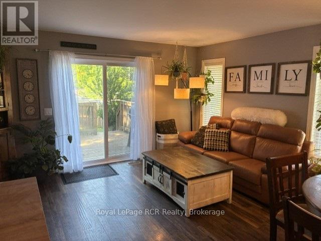 724 Elgin Street, Saugeen Shores, Ontario  N0H 2C0 - Photo 12 - X13517114