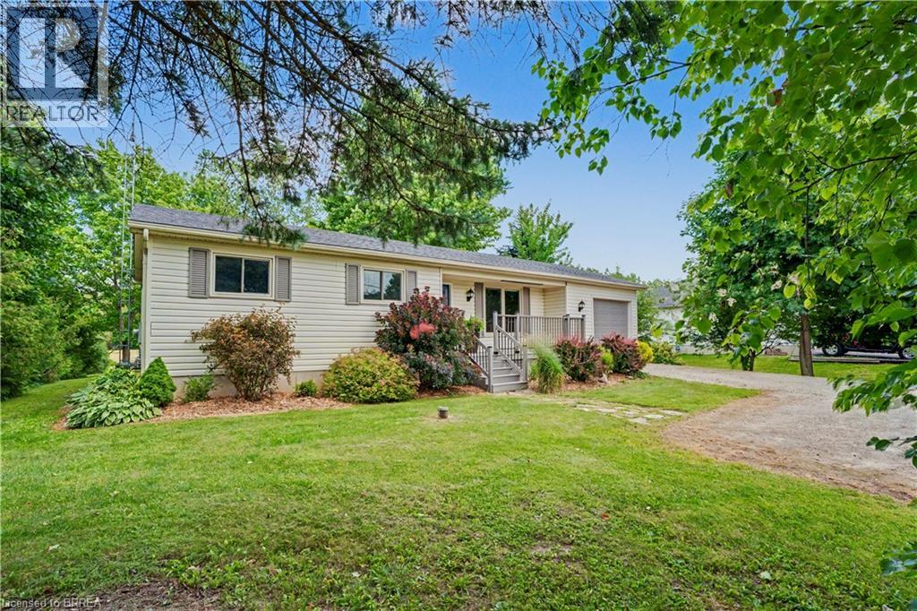1940 Old Highway 24, Wilsonville, Ontario  N0E 1Z0 - Photo 3 - 40844018