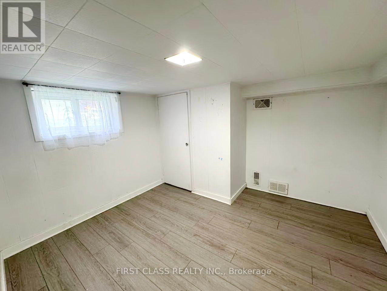 9 Grantham Avenue, St. Catharines, Ontario  L2P 3B3 - Photo 41 - X13499234
