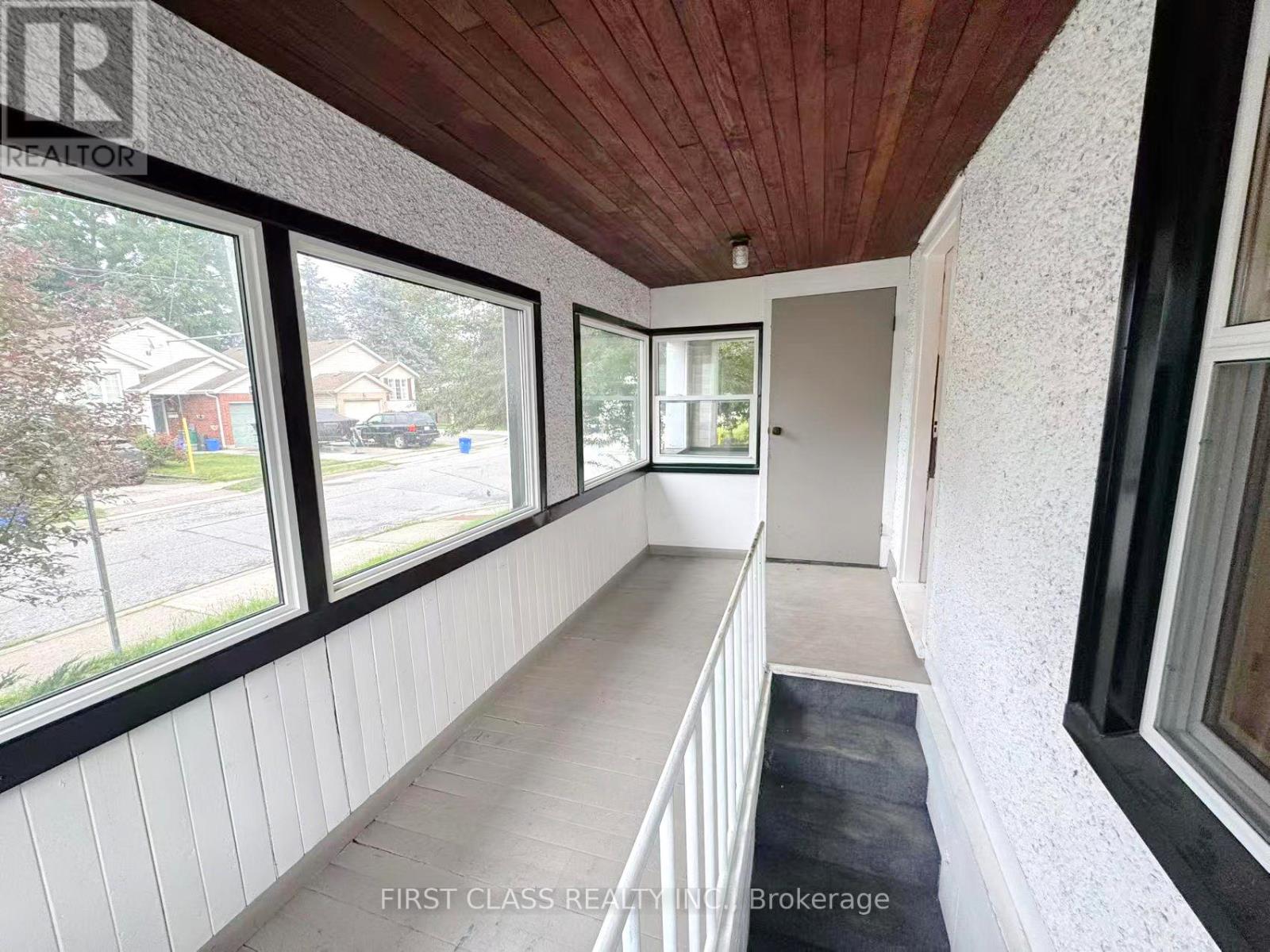 9 Grantham Avenue, St. Catharines, Ontario  L2P 3B3 - Photo 8 - X13499234