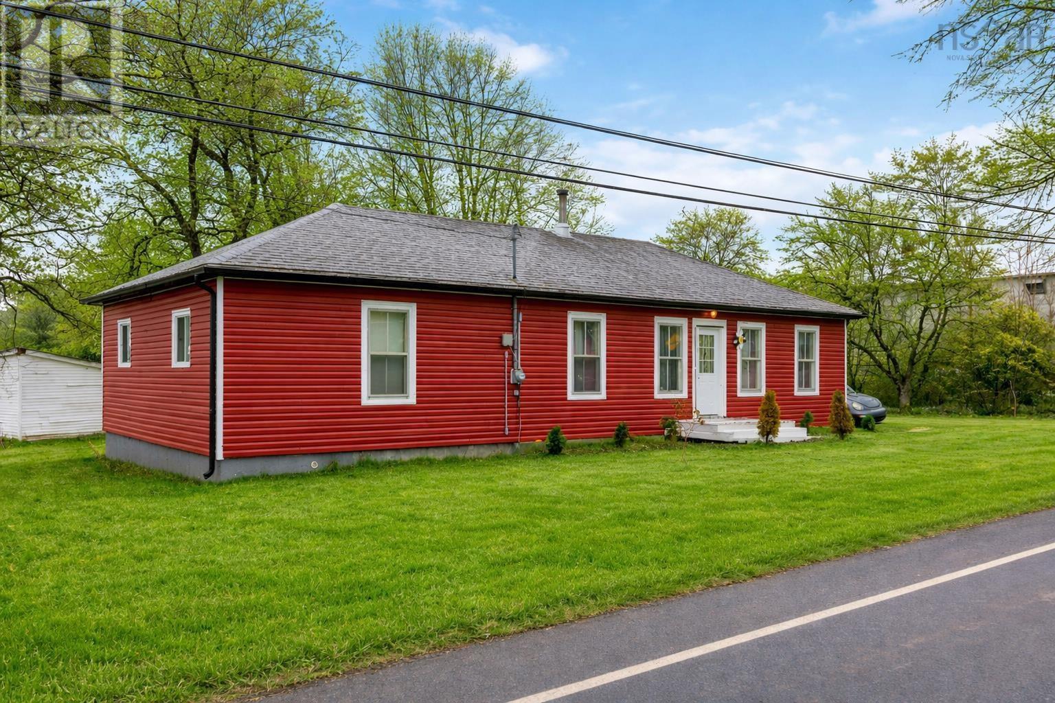 9773 Highway 8, caledonia, Nova Scotia