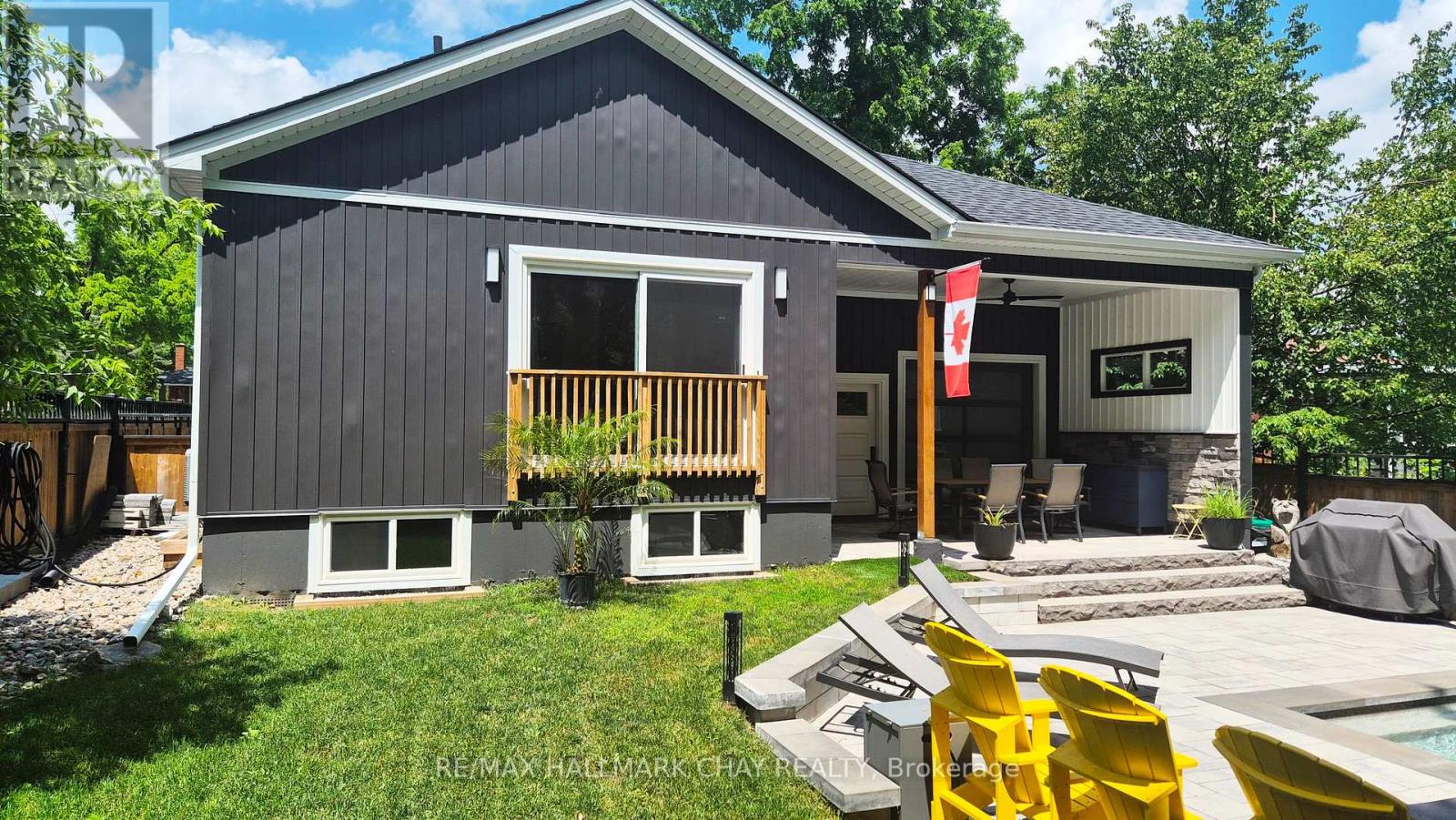 17 Bowman Avenue, Barrie, Ontario  L4M 1V1 - Photo 5 - S13516016