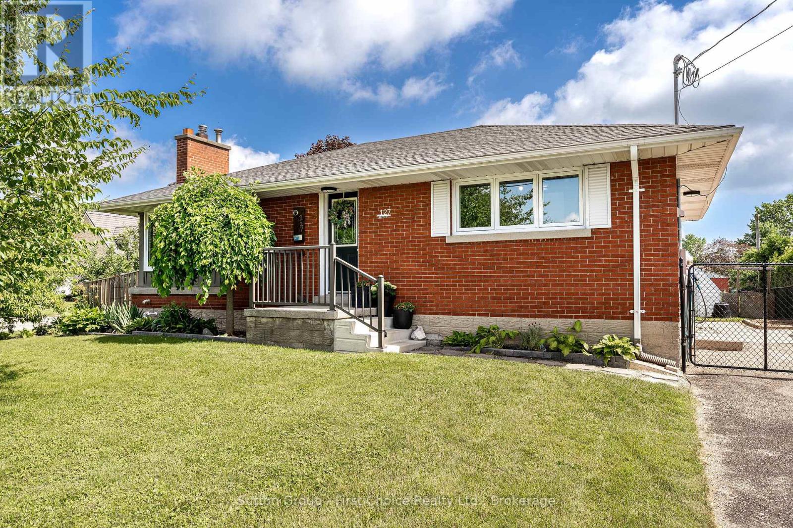 127 HENRY STREET, West Perth, Ontario