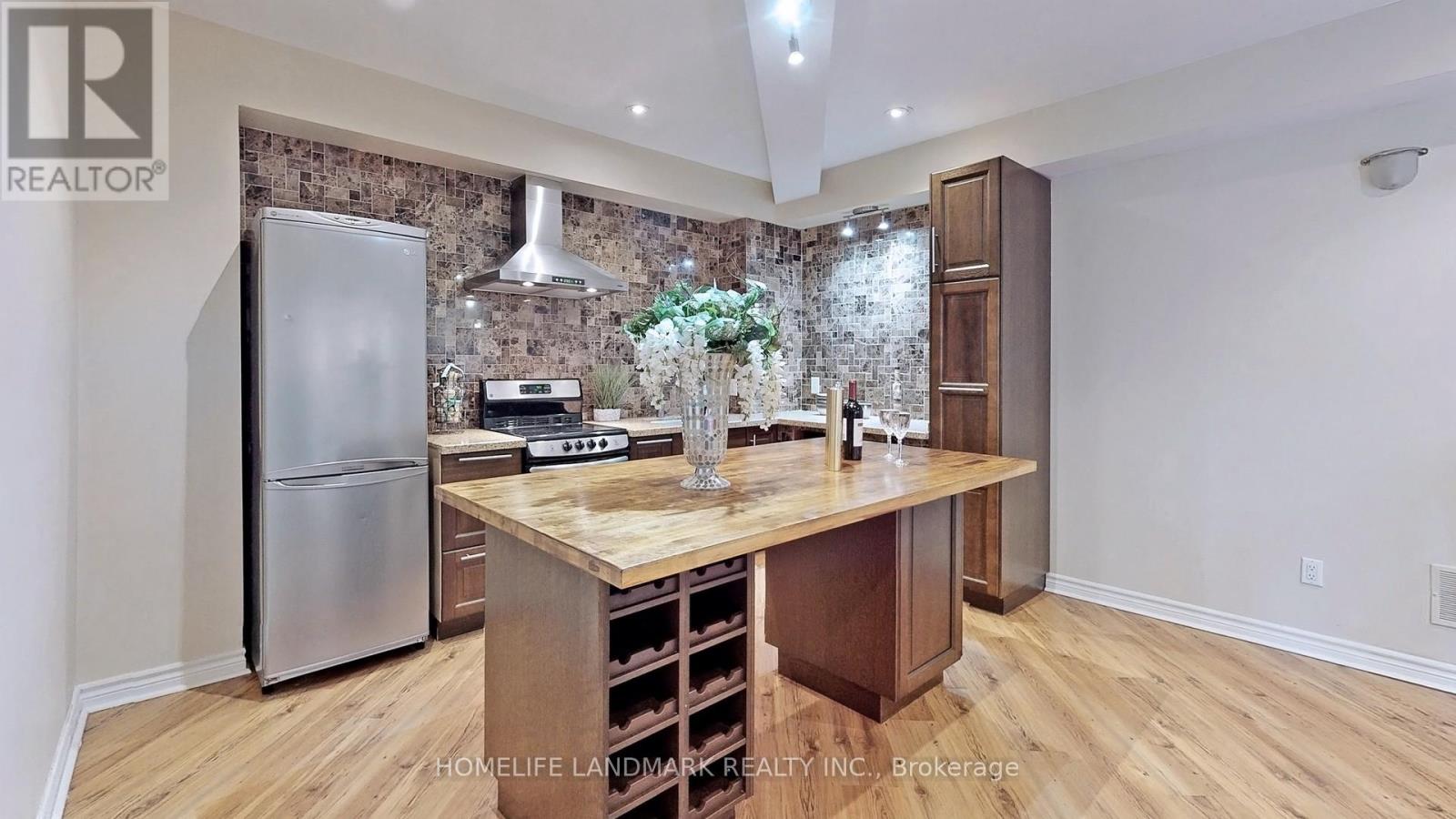 88 Caines (Basement) Avenue, Toronto, Ontario  M2R 2L3 - Photo 8 - C13517024
