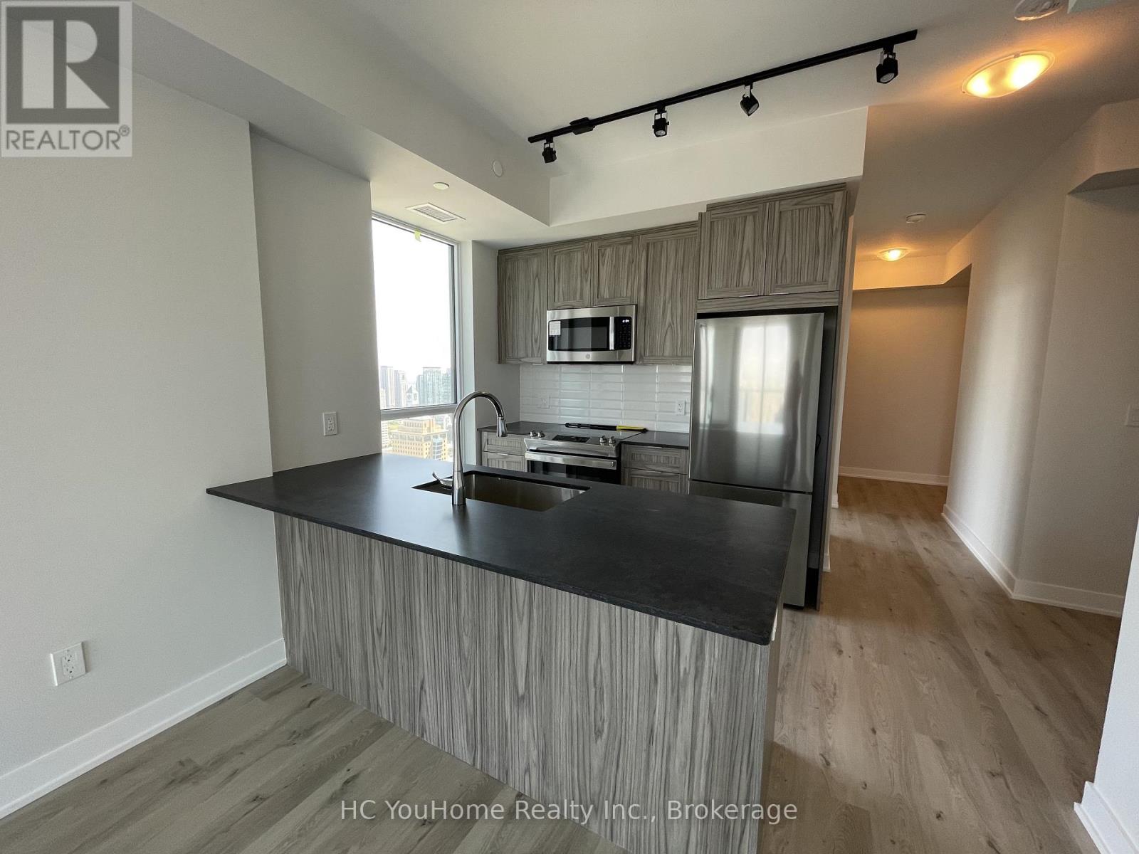 3411 - 430 SQUARE ONE DRIVE, Mississauga, Ontario