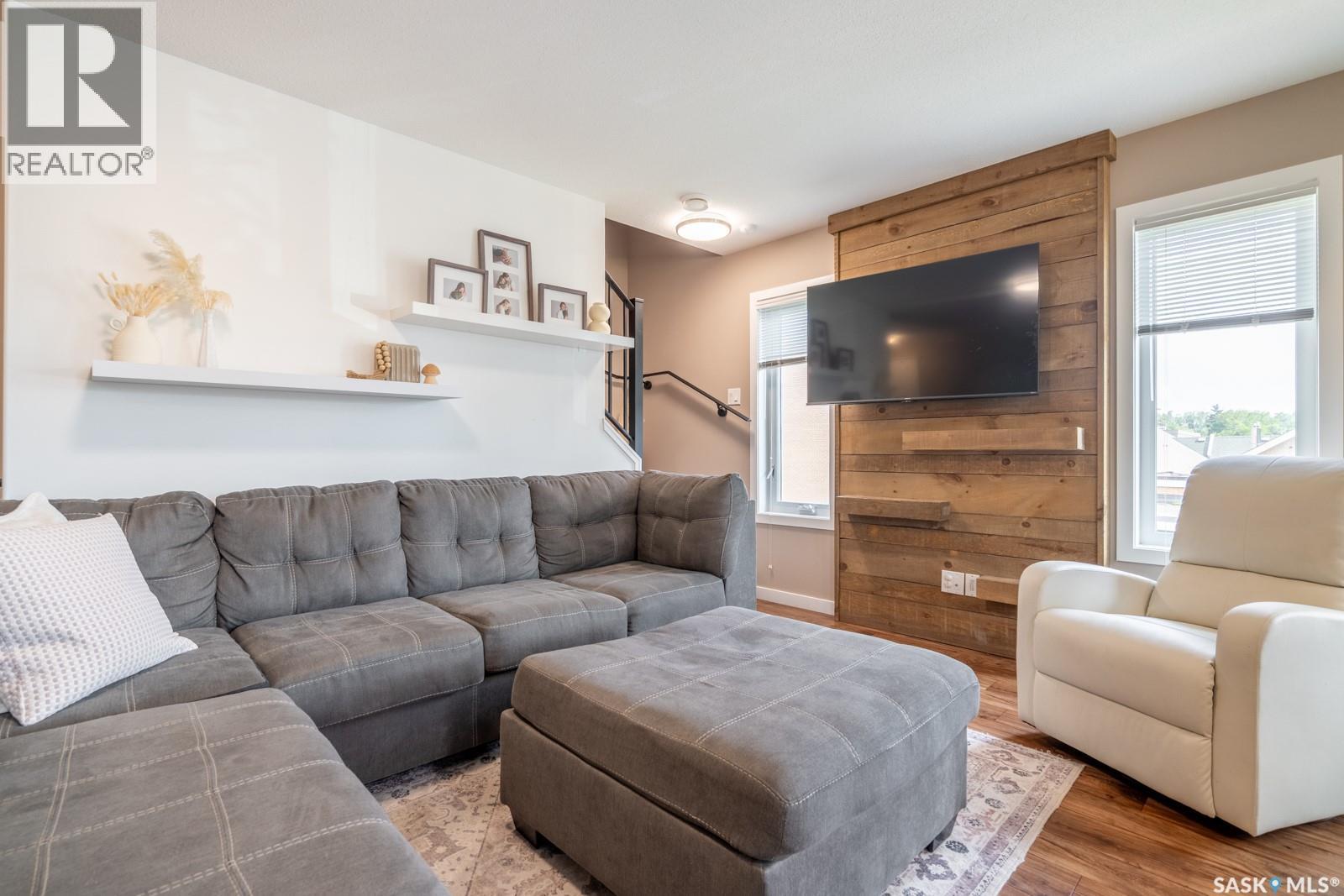 317 '1225 Empress STREET, Regina, Saskatchewan