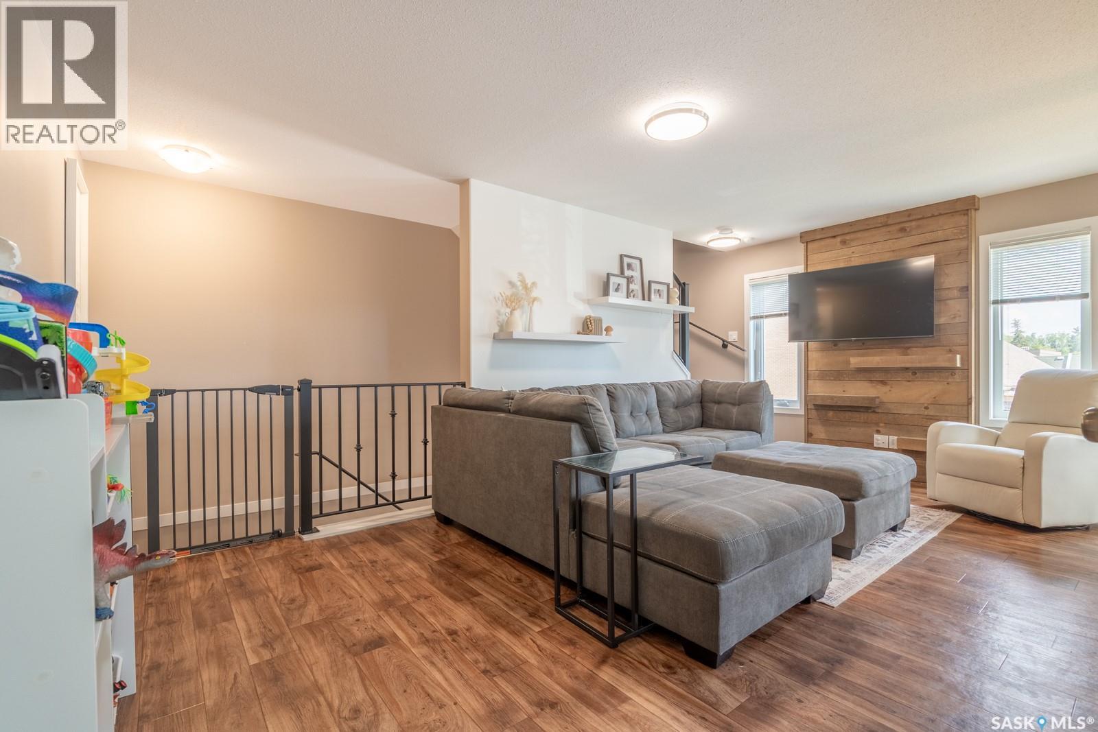 317 '1225 Empress Street, Regina, Saskatchewan  S4T 1G7 - Photo 3 - SK041376