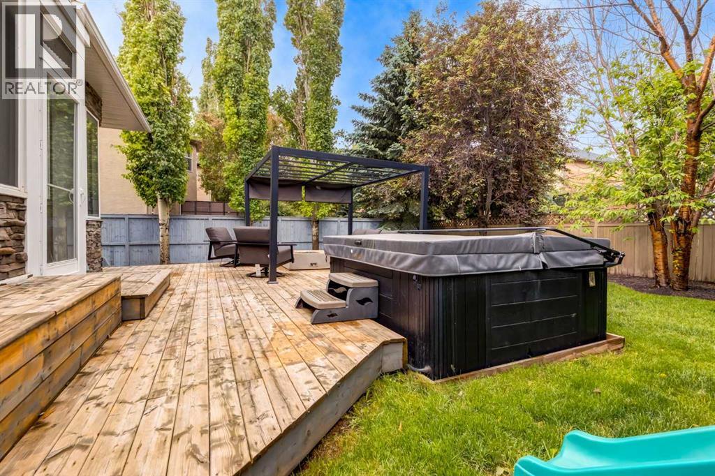 234 Strathridge Place Sw, Calgary, Alberta  T3H 4J2 - Photo 46 - A2325984