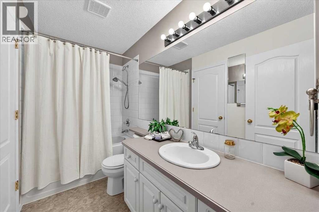 17 Edgeridge Terrace Nw, Calgary, Alberta  T3A 6C1 - Photo 31 - A2322876