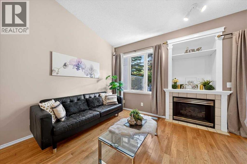 17 Edgeridge Terrace Nw, Calgary, Alberta  T3A 6C1 - Photo 8 - A2322876