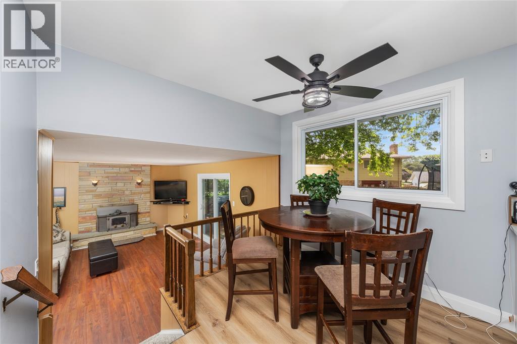 1121 Arlington Court, Sarnia photo 10