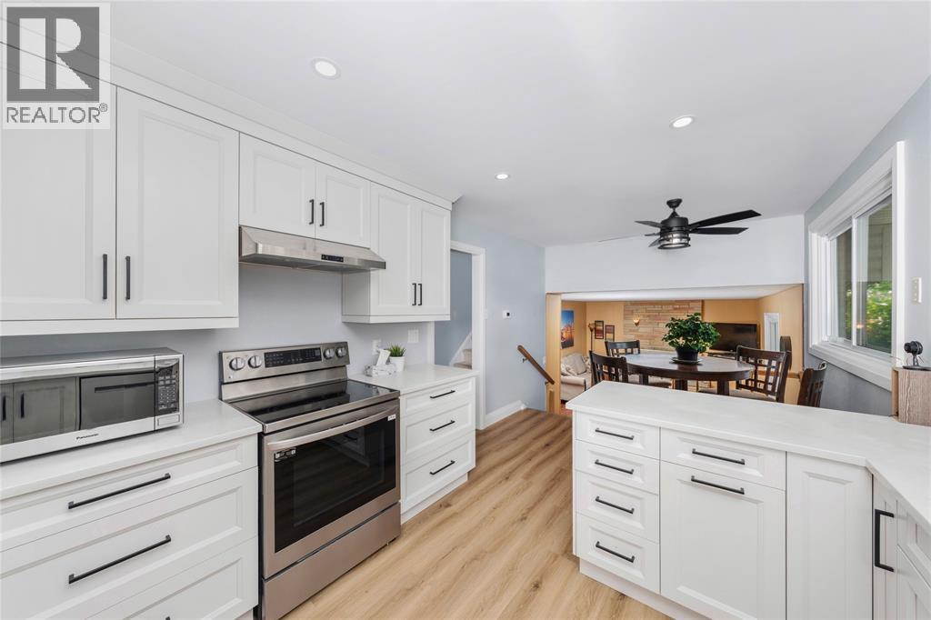 1121 Arlington Court, Sarnia photo 8
