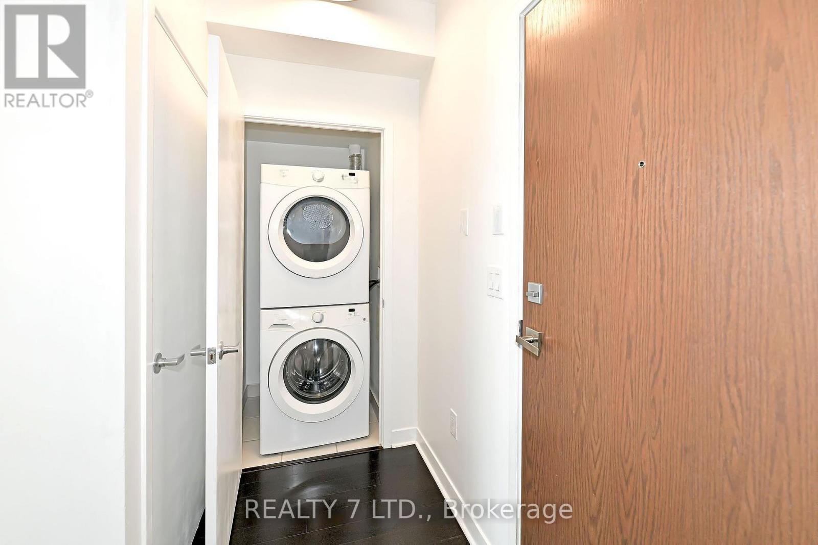 2709 - 360 Square One Drive, Mississauga, Ontario L5B 0G7 - Photo 38 - W13517132