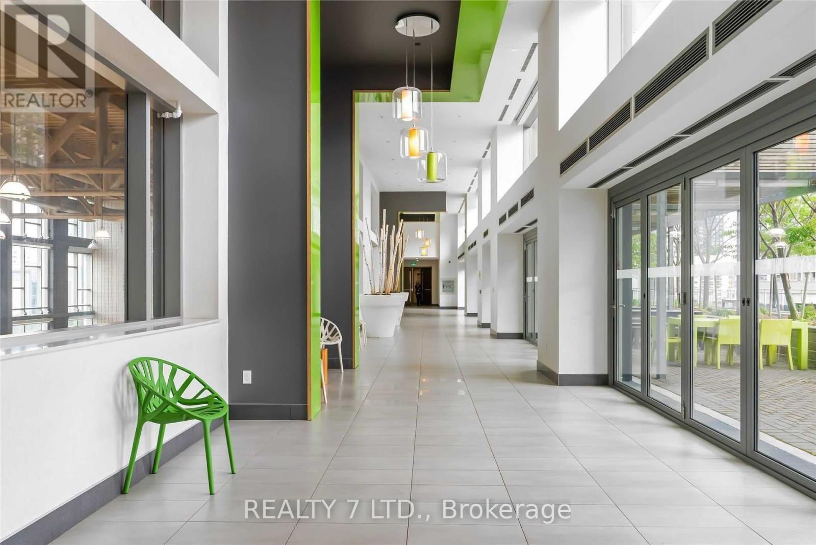 2709 - 360 Square One Drive, Mississauga, Ontario L5B 0G7 - Photo 11 - W13517132