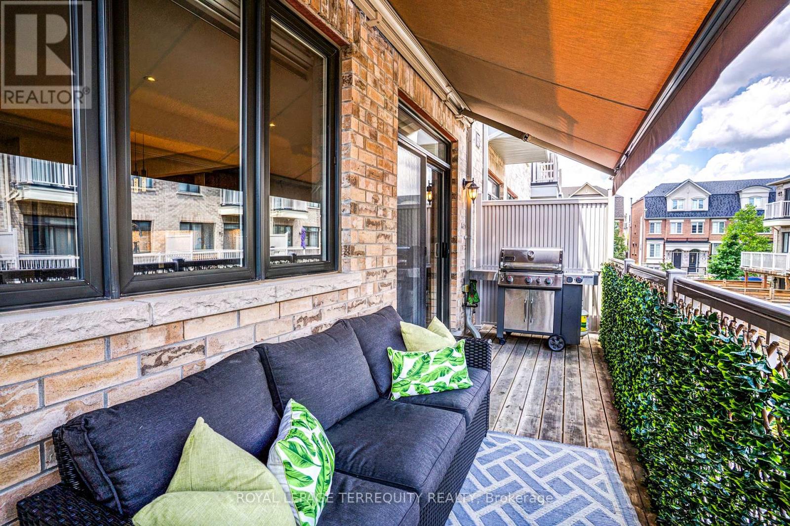 27 - 132 Thomas Fisher Drive, Toronto, Ontario  M8Z 0E4 - Photo 11 - W13516720